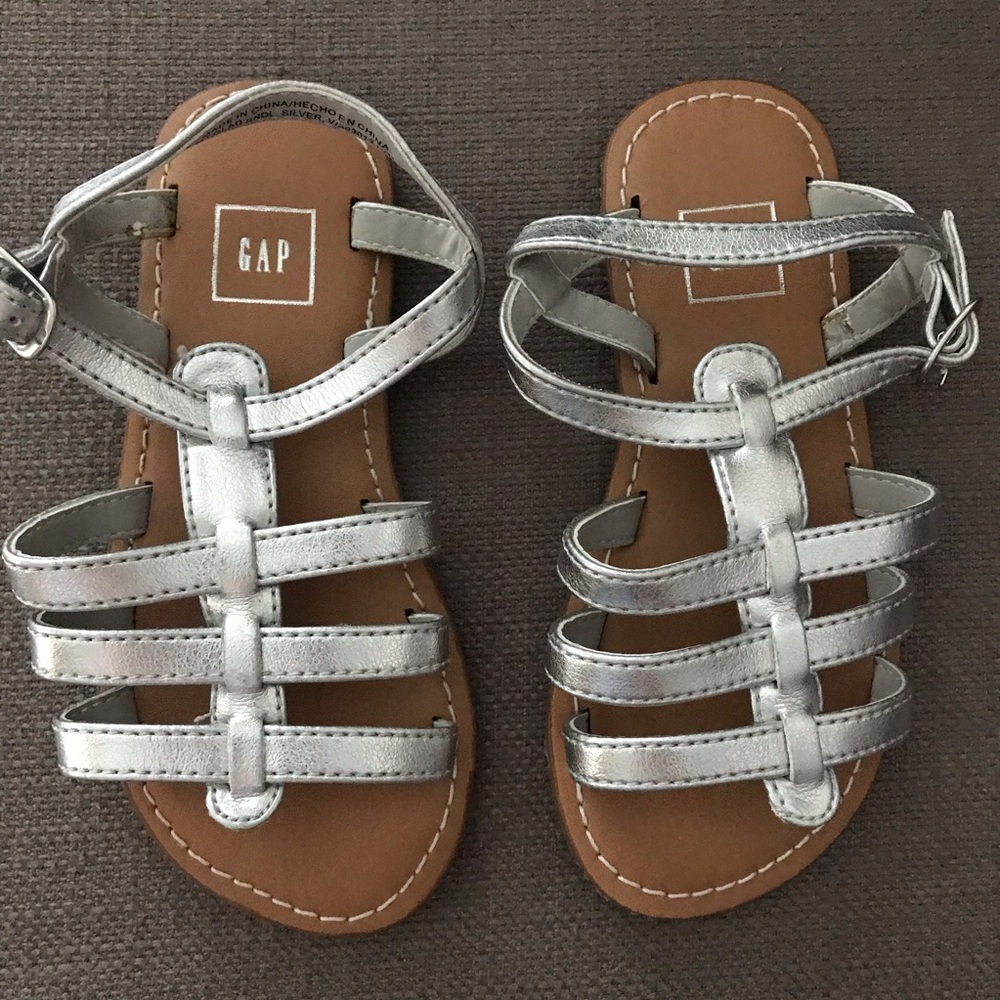 GAP Girls Gladiator Sandal Size 9